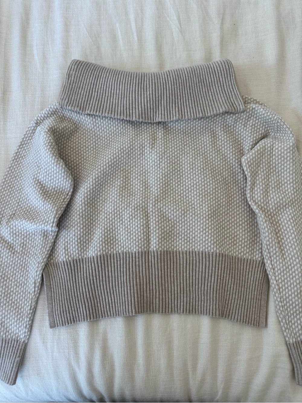 Rachel Zoe Women’s Beige Textured Half-Zip Sweater - Picture 3 of 3